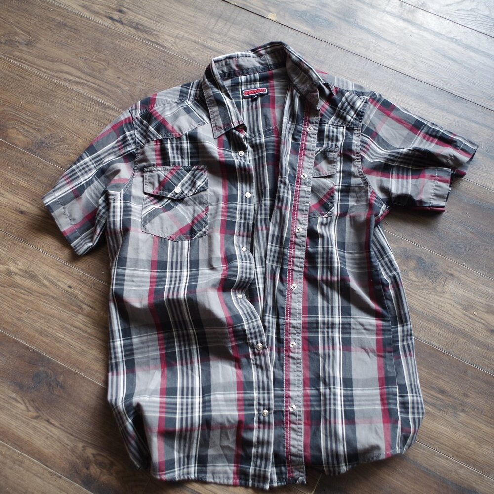 Men's Button Up Plaid  Short Sleeve By Nunavut